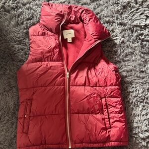 Old Navy Womens Burgandy Puffer Vest